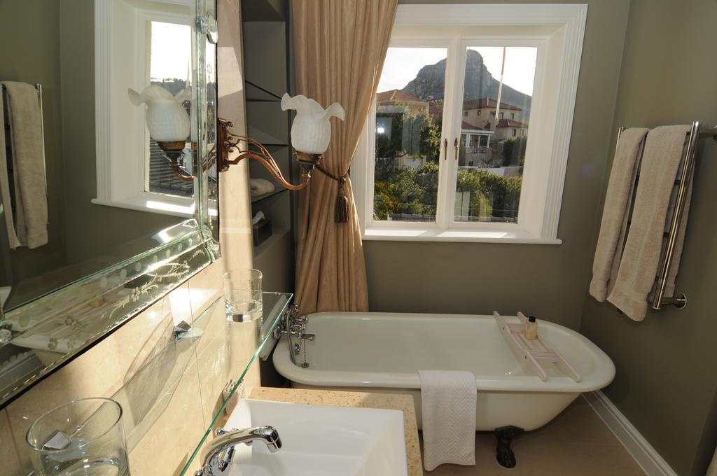 Abbey Manor Luxury Guesthouse Cape Town Exterior photo